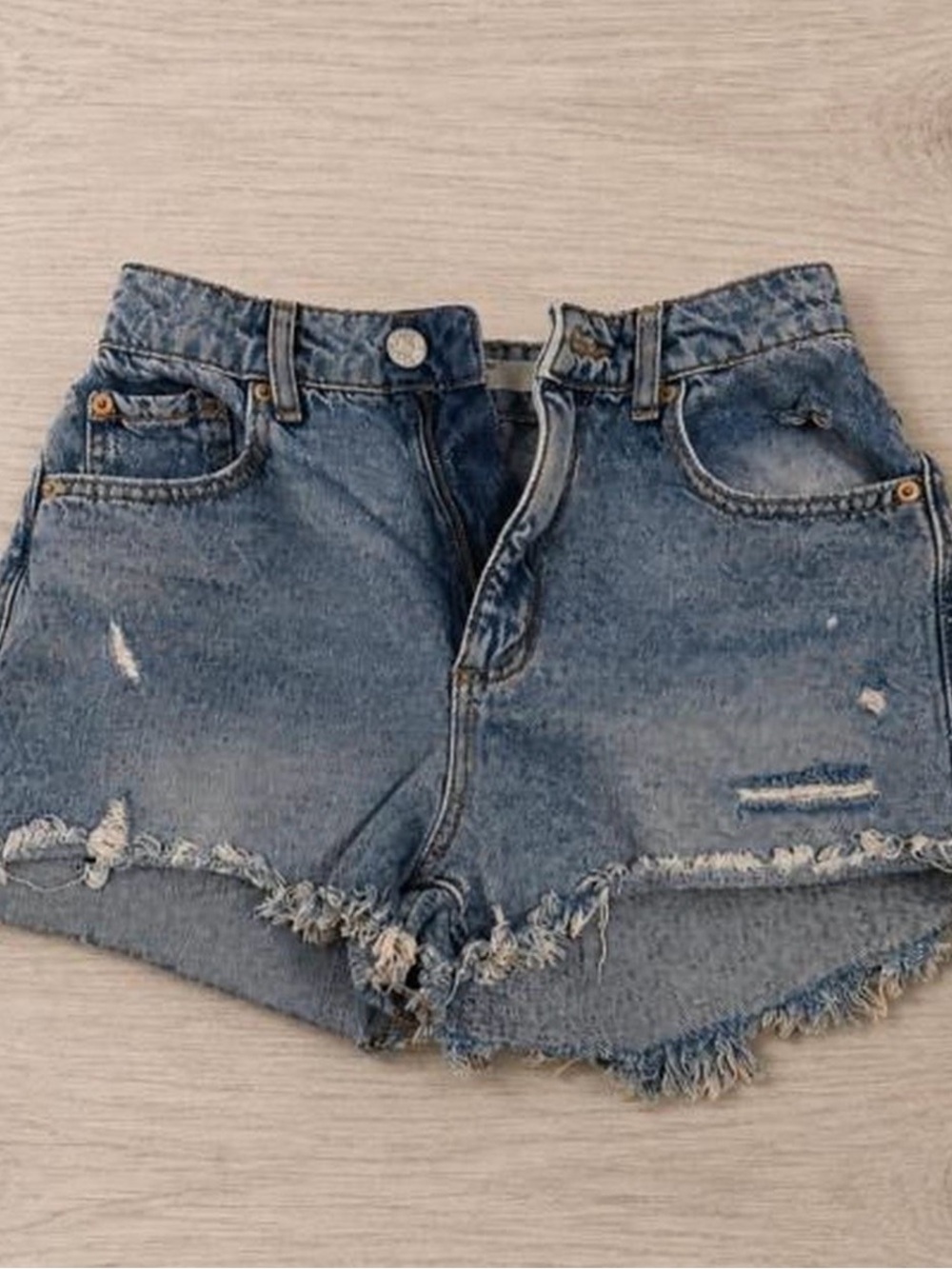 Distressed High-Waist Denim Shorts - Washed Gray